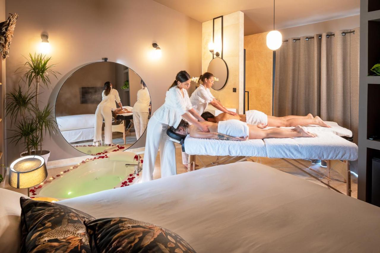 Affittacamere La Bastide De Damien, 5 Clefs Demeure D'exception Et Table Remarquable Dans Le Guide Teritoria, Jacuzzi Privatif, Cuisine Etoilee Dominique Frerard