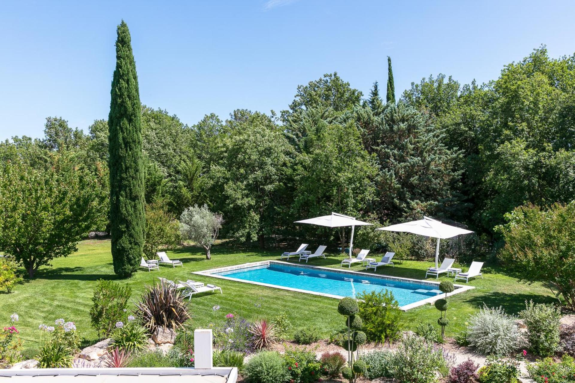 La Bastide De Damien, 5 Clefs Demeure D'exception Et Table Remarquable Dans Le Guide Teritoria, Jacuzzi Privatif, Cuisine Etoilee Dominique Frerard 5* Aix-en-Provence