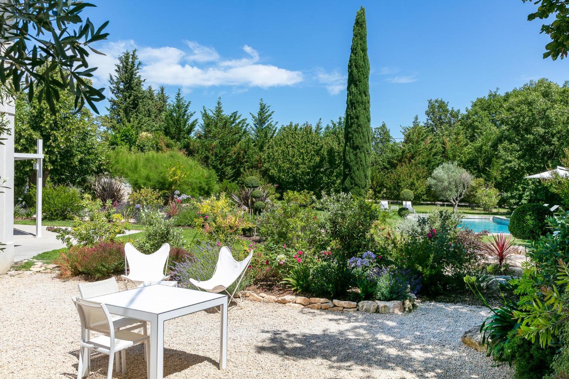 La Bastide De Damien, 5 Clefs Demeure D'exception Et Table Remarquable Dans Le Guide Teritoria, Jacuzzi Privatif, Cuisine Etoilee Dominique Frerard 5*