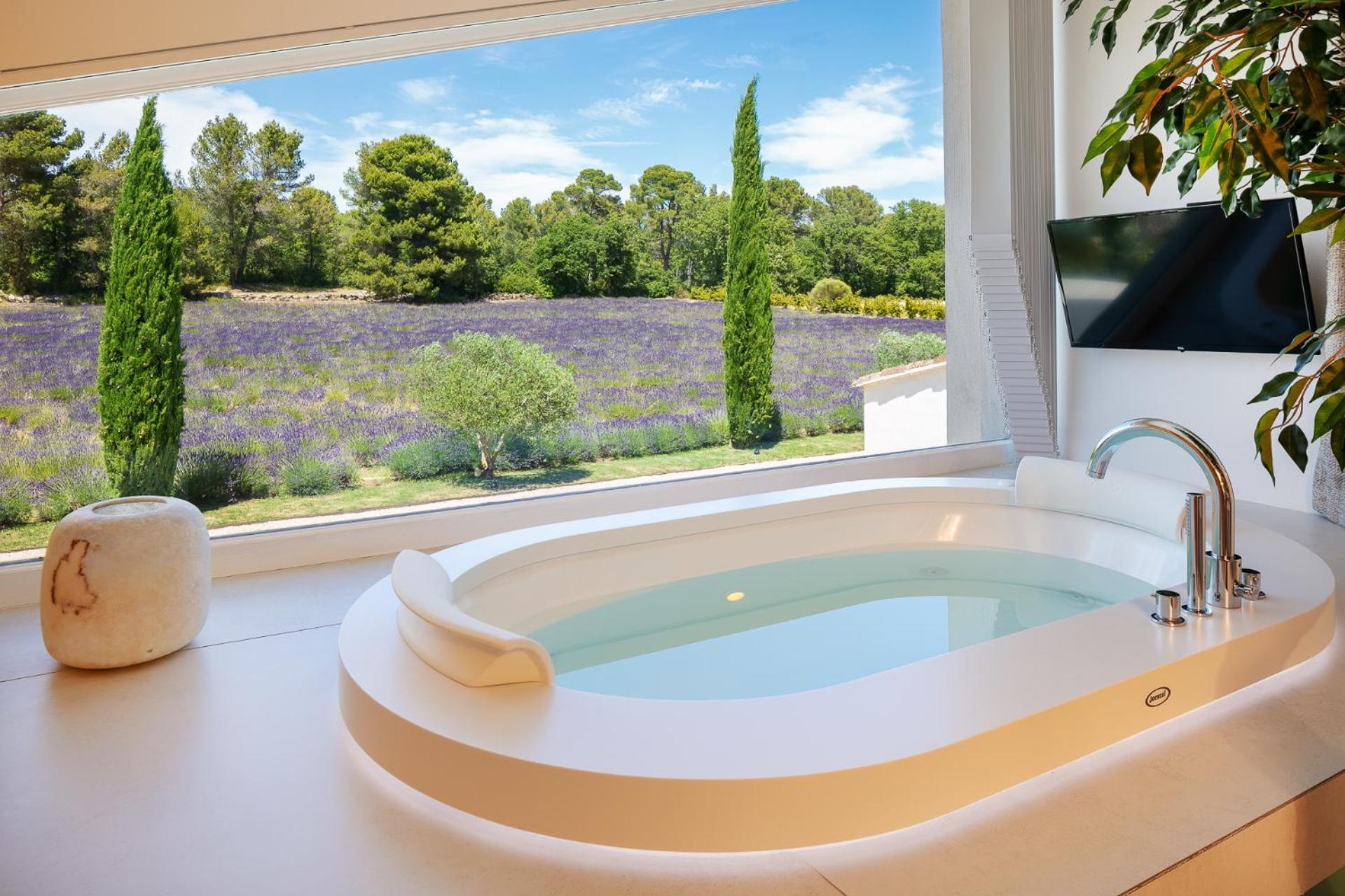 Guest house La Bastide De Damien, 5 Clefs Demeure D'exception Et Table Remarquable Dans Le Guide Teritoria, Jacuzzi Privatif, Cuisine Etoilee Dominique Frerard