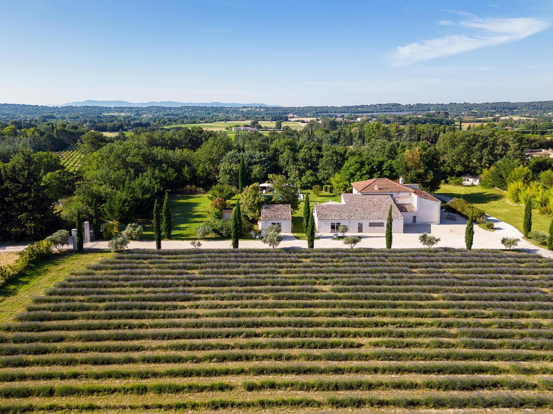 Romantique, Jacuzzi Et Lit D'exception 5* Aix-en-Provence