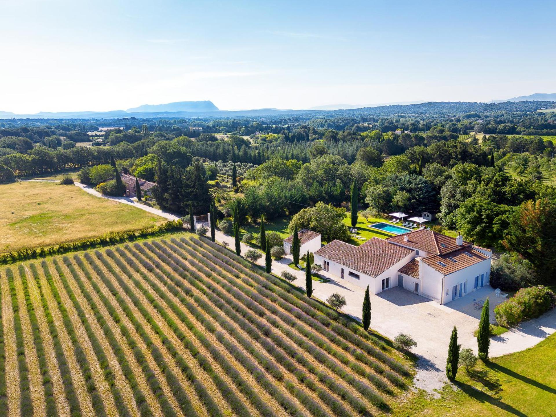 Maison d'hôtes Romantique, Jacuzzi Et Lit D'exception Aix-en-Provence