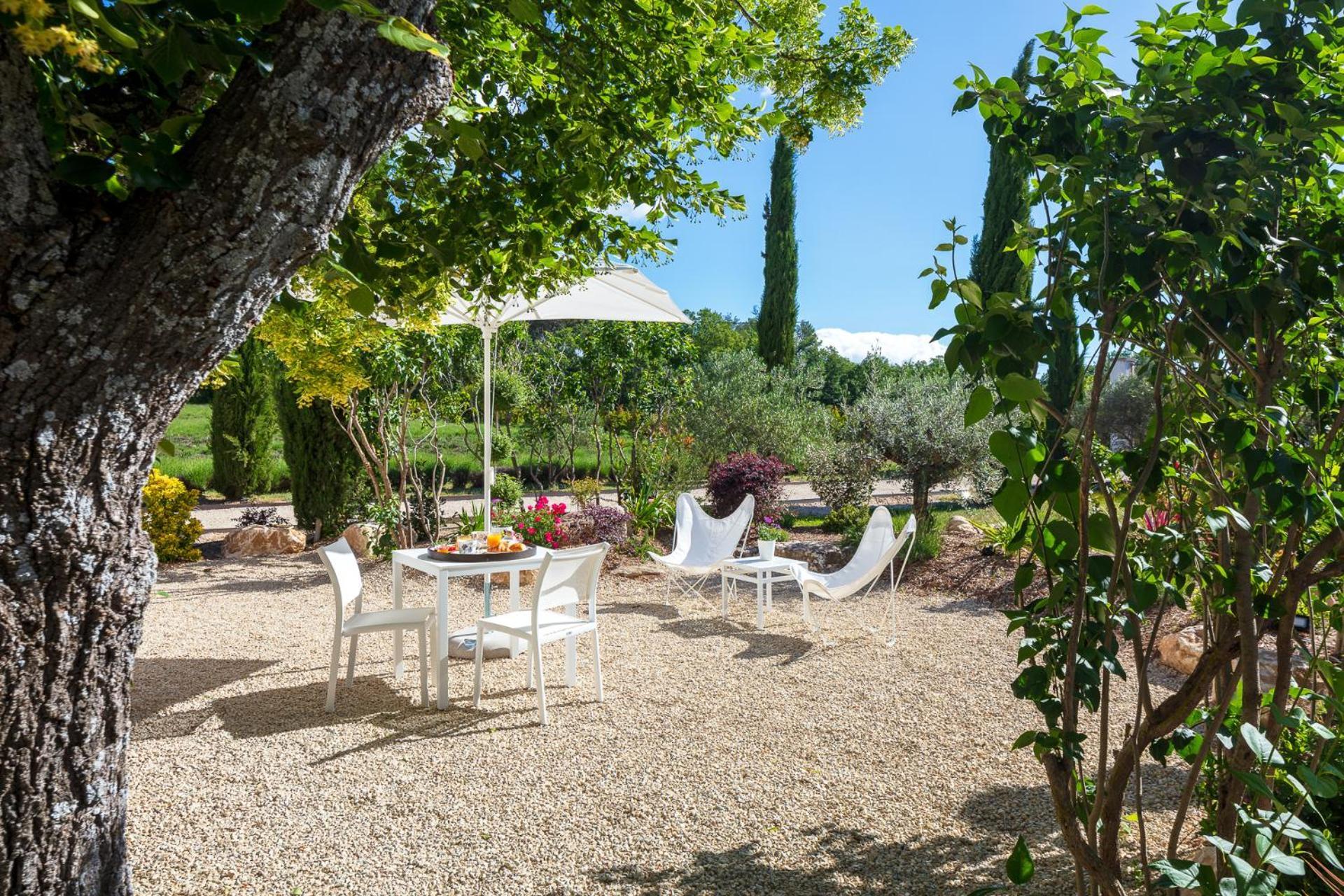 Maison d'hôtes Romantique, Jacuzzi Et Lit D'exception Aix-en-Provence