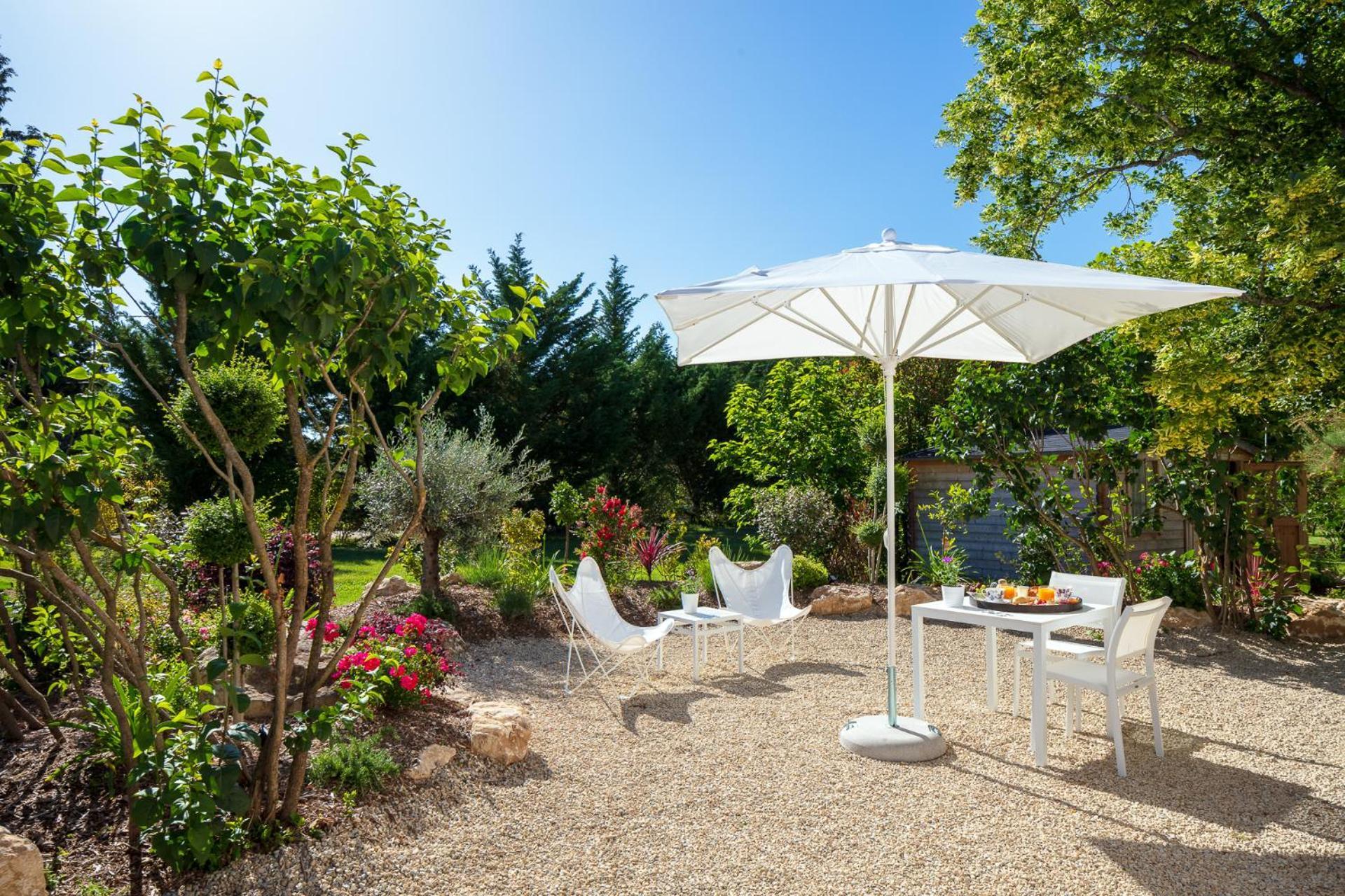 Maison d'hôtes Romantique, Jacuzzi Et Lit D'exception Aix-en-Provence