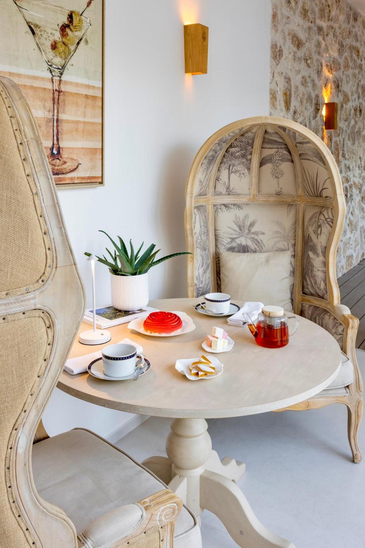 Romantique, Jacuzzi Et Lit D'exception Aix-en-Provence