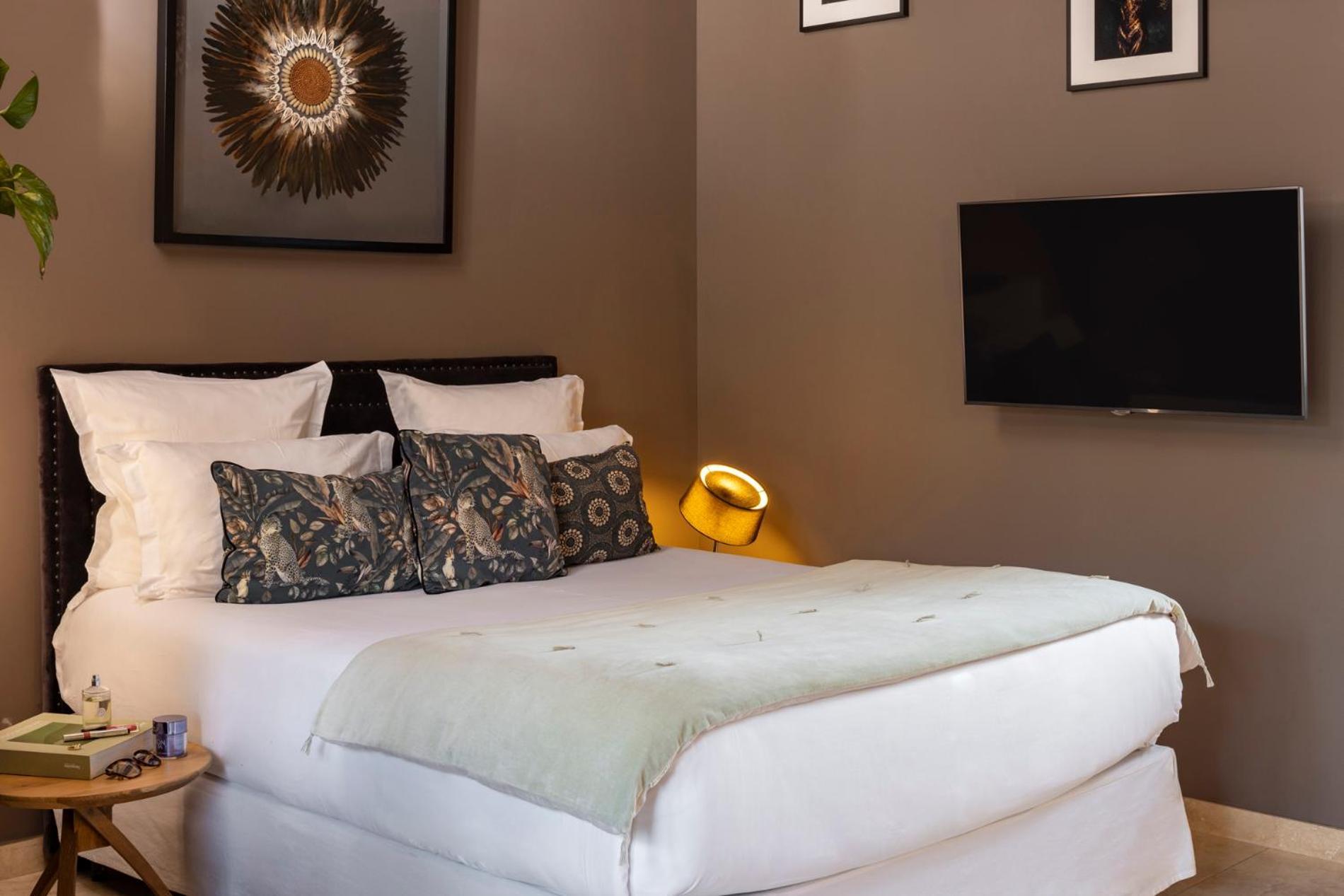 Romantique, Jacuzzi Et Lit D'exception